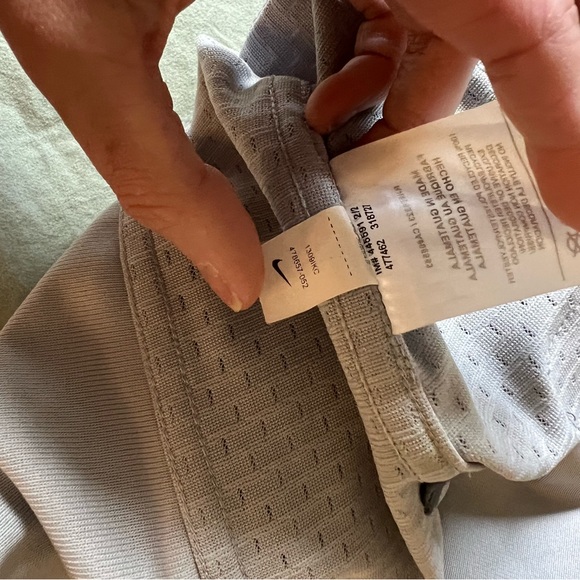 Woman’s NFL Nike fitted Seahawk Jersey number 3 Wilson collector jersey Large - Picture 11 of 12